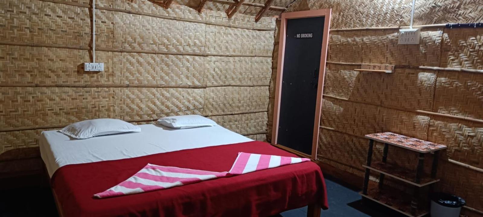 Hampi Wildstone Hotel Eksteriør billede
